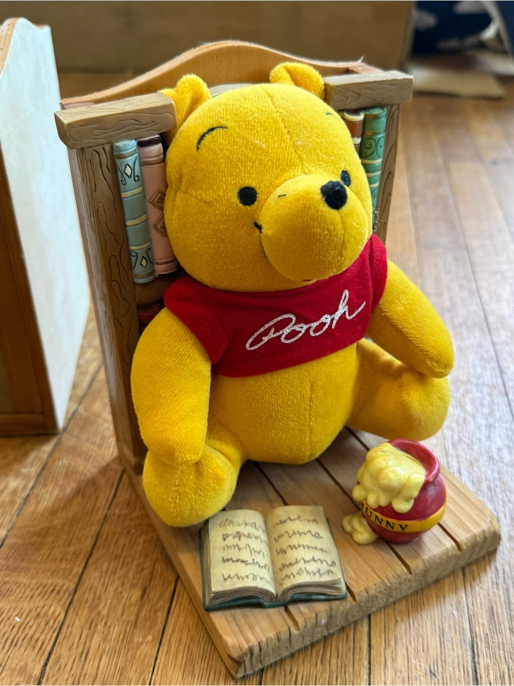 Disney Vintage Winnie the Pooh Bookend Buddies - Tigger & Pooh - Picture 4 of 5